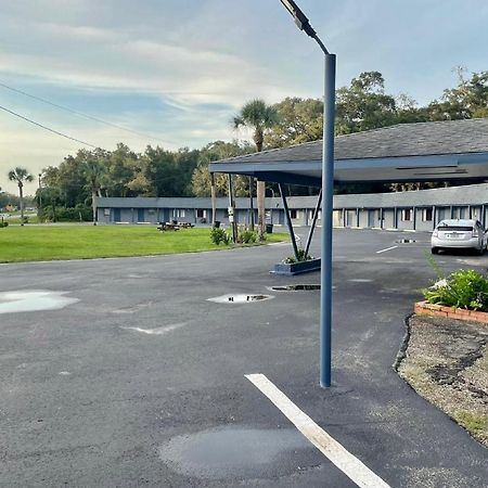 Hotel O Near Fanning Springs State Park Us Hwy 98 Old Town المظهر الخارجي الصورة