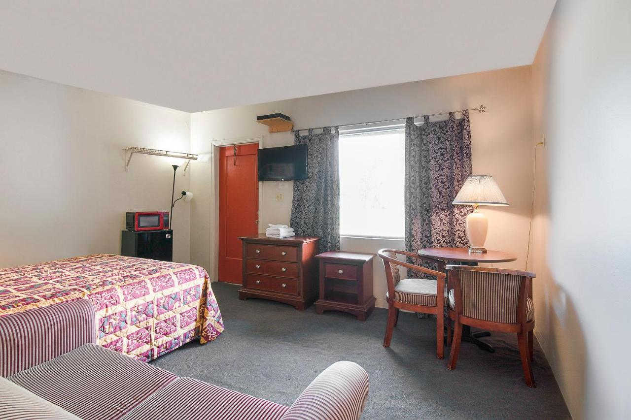 Hotel O Near Fanning Springs State Park Us Hwy 98 Old Town المظهر الخارجي الصورة