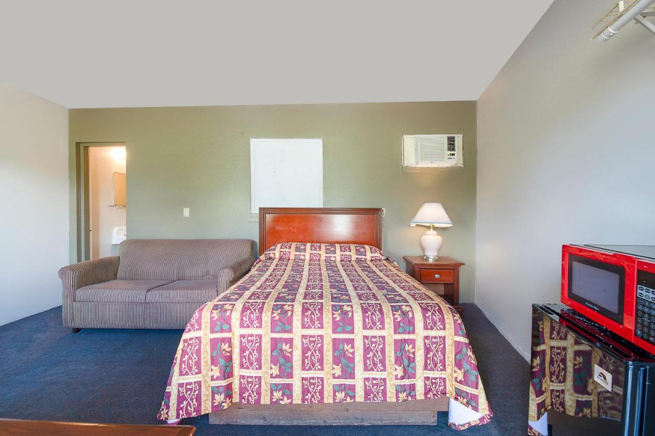 Hotel O Near Fanning Springs State Park Us Hwy 98 Old Town المظهر الخارجي الصورة