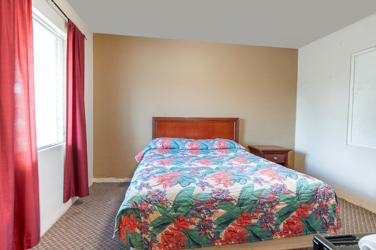 Hotel O Near Fanning Springs State Park Us Hwy 98 Old Town المظهر الخارجي الصورة