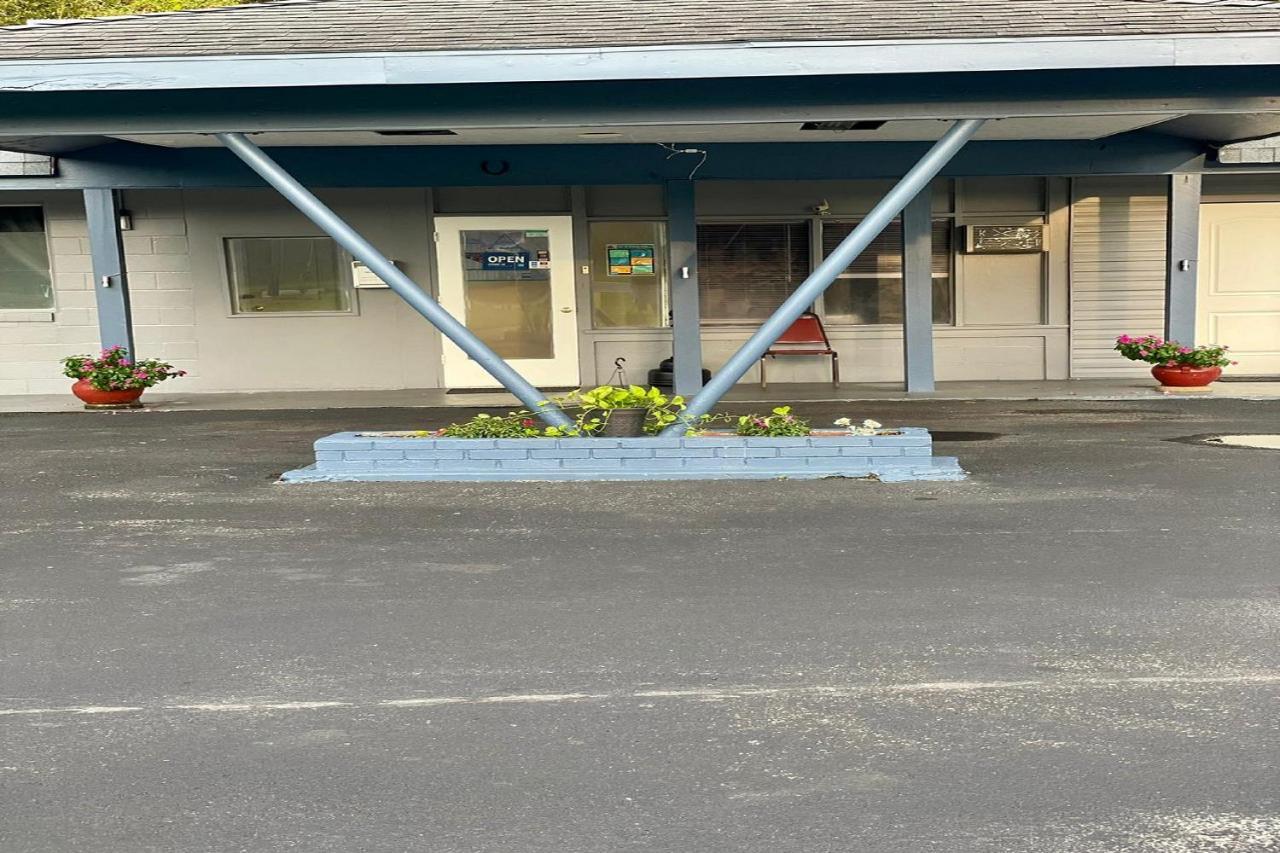 Hotel O Near Fanning Springs State Park Us Hwy 98 Old Town المظهر الخارجي الصورة